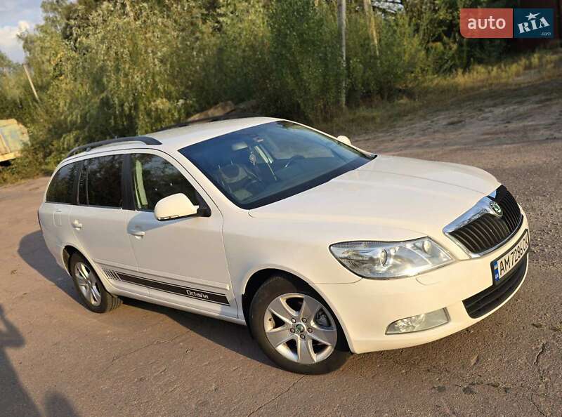 Универсал Skoda Octavia 2012 в Житомире фото 5 Универсал Skoda Octavia 2012 в Житомире
