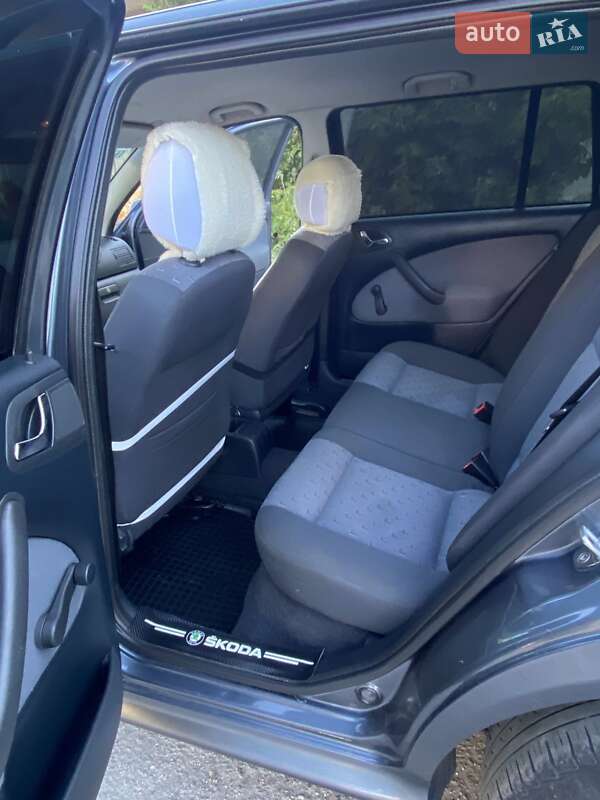 Универсал Skoda Octavia 2006 в Городке