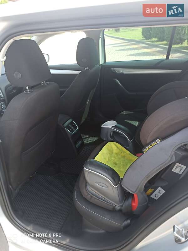 Универсал Skoda Octavia 2015 в Николаеве