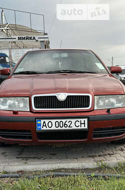 Лифтбек Skoda Octavia 2003 в Львове