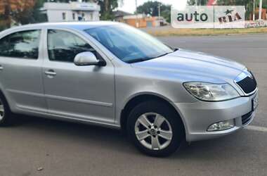 Лифтбек Skoda Octavia 2012 в Ромнах