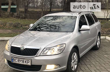 Универсал Skoda Octavia 2012 в Дрогобыче