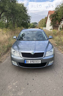 Универсал Skoda Octavia 2012 в Гадяче