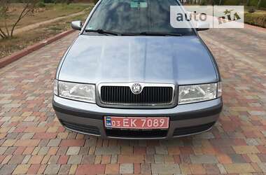 Универсал Skoda Octavia 2006 в Миргороде