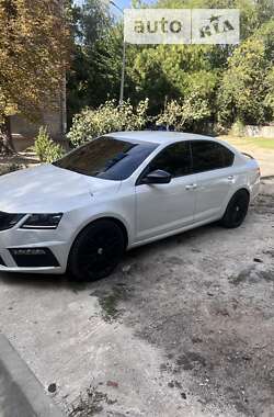 Лифтбек Skoda Octavia 2019 в Запорожье