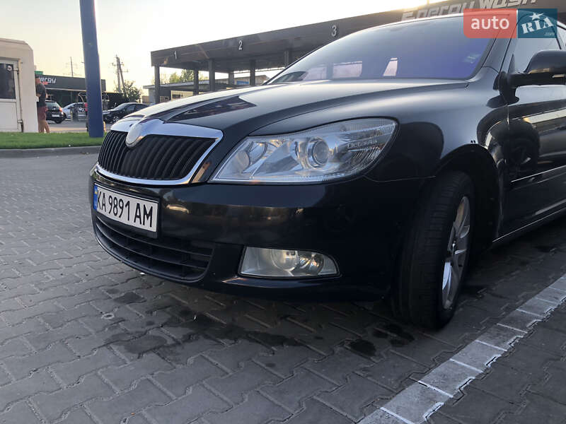 Лифтбек Skoda Octavia 2010 в Киеве
