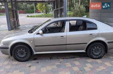 Лифтбек Skoda Octavia 2008 в 