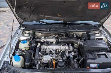 Лифтбек Skoda Octavia 2008 в 