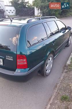 Универсал Skoda Octavia 1999 в 