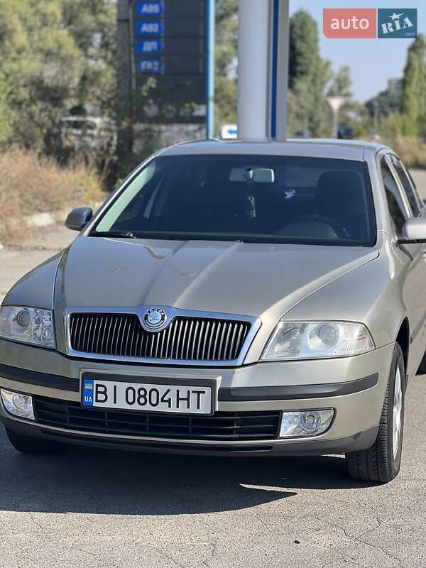 Лифтбек Skoda Octavia 2008 в 