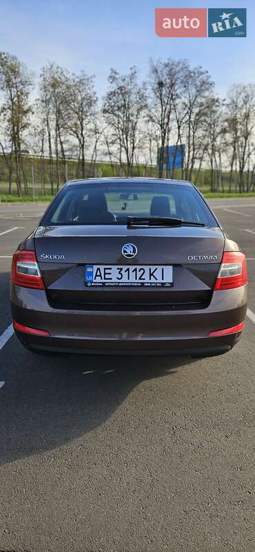 Лифтбек Skoda Octavia 2014 в Днепре