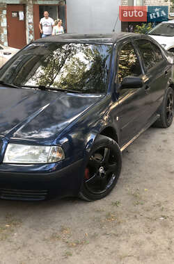 Лифтбек Skoda Octavia 2001 в 