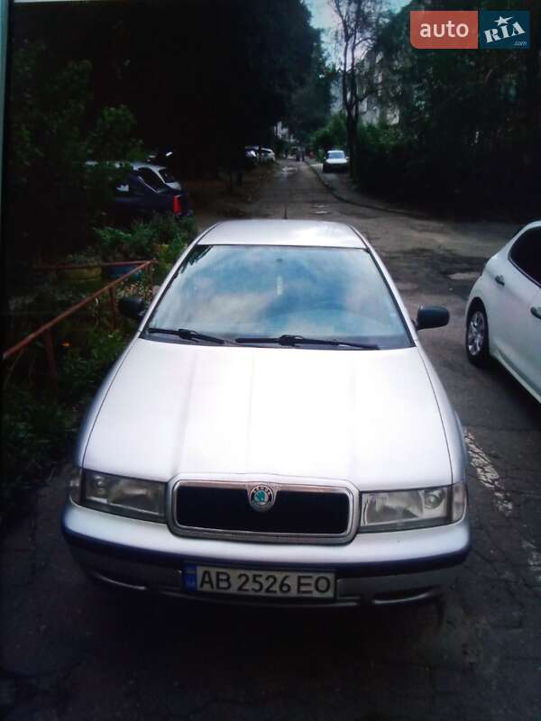 Лифтбек Skoda Octavia 1999 в Виннице