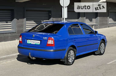 Лифтбек Skoda Octavia 2001 в Киеве