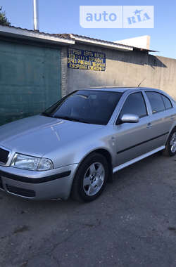 Лифтбек Skoda Octavia 2003 в Сумах