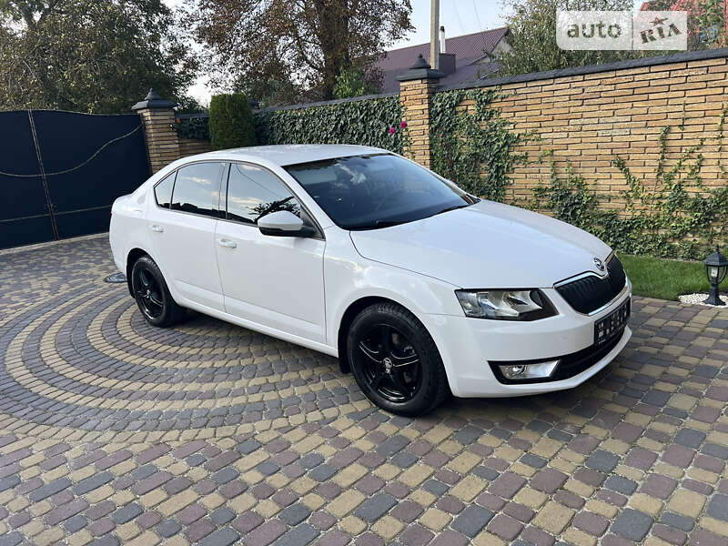 Лифтбек Skoda Octavia 2014 в Ровно