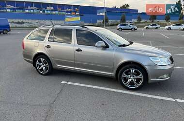 Универсал Skoda Octavia 2009 в 