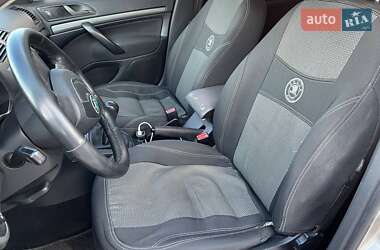 Универсал Skoda Octavia 2009 в 