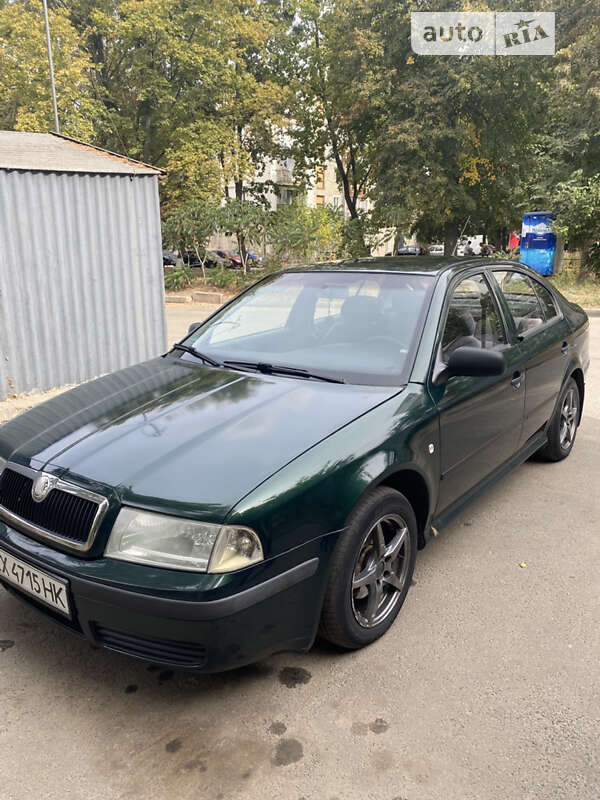 Ліфтбек Skoda Octavia 2001 в Харкові