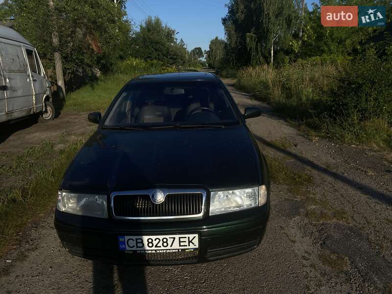 Лифтбек Skoda Octavia 1998 в Сновске
