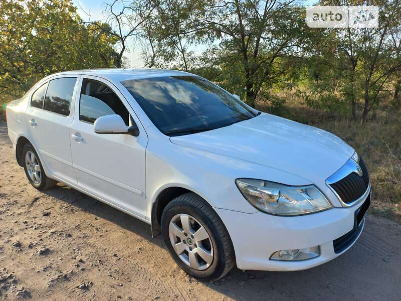 Лифтбек Skoda Octavia 2010 в Днепре