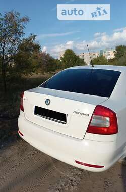 Лифтбек Skoda Octavia 2010 в Днепре