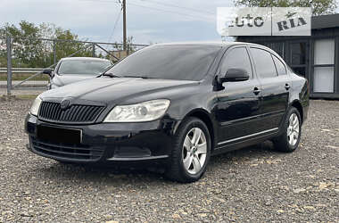 Ліфтбек Skoda Octavia 2010 в Хусті