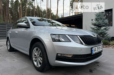 Лифтбек Skoda Octavia 2019 в Киеве