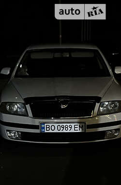 Лифтбек Skoda Octavia 2004 в Чорткове