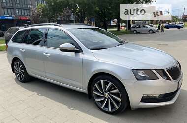 Універсал Skoda Octavia 2017 в Ужгороді