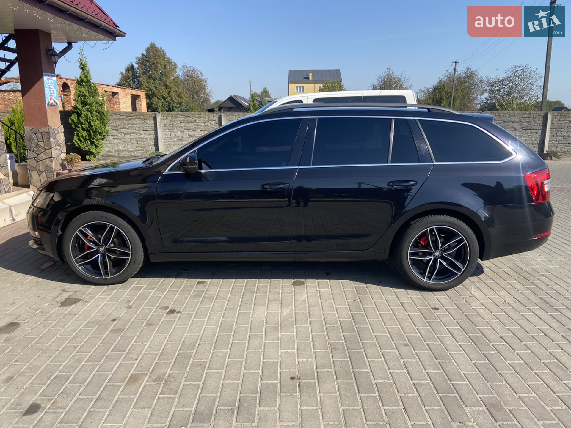 2017 Skoda Octavia - мініатюра 2