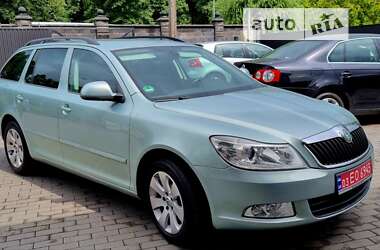 Універсал Skoda Octavia 2009 в Дніпрі