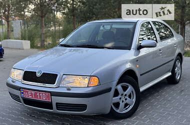 Лифтбек Skoda Octavia 2004 в Ровно