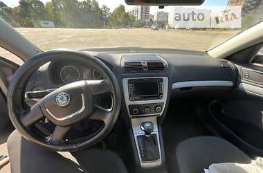 Ліфтбек Skoda Octavia 2010 в Лозовій