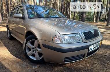 Універсал Skoda Octavia 2004 в Охтирці