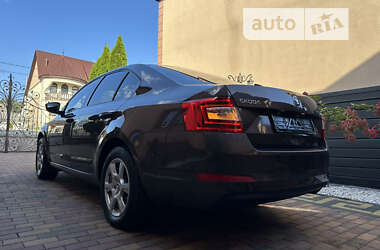 Лифтбек Skoda Octavia 2014 в Тячеве