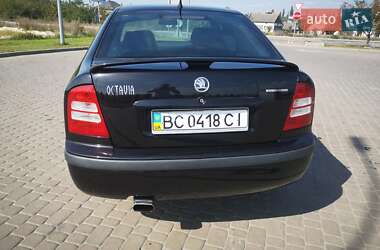 Лифтбек Skoda Octavia 2007 в Городке