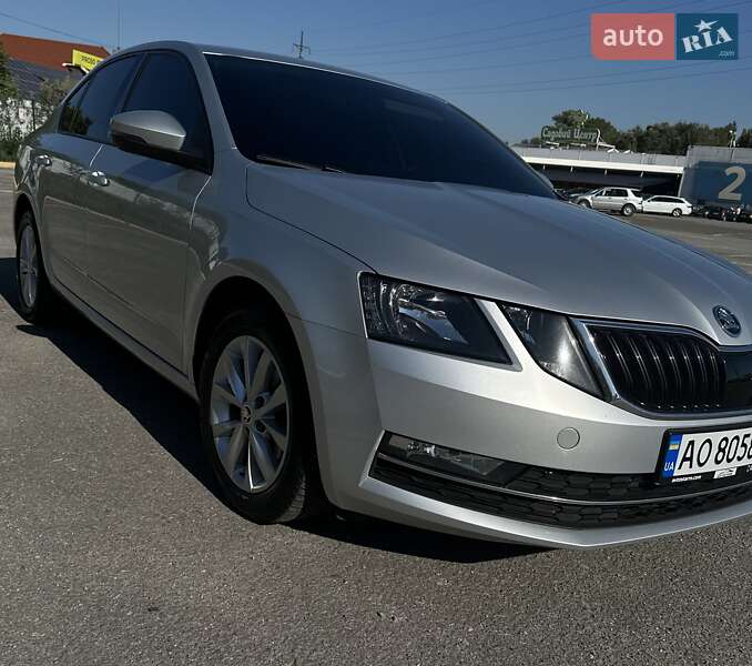 Ліфтбек Skoda Octavia 2017 в Ужгороді фото 3 Ліфтбек Skoda Octavia 2017 в Ужгороді