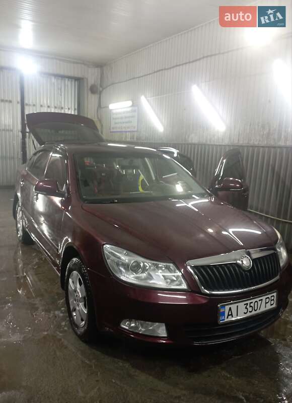 Ліфтбек Skoda Octavia 2010 в Києві
