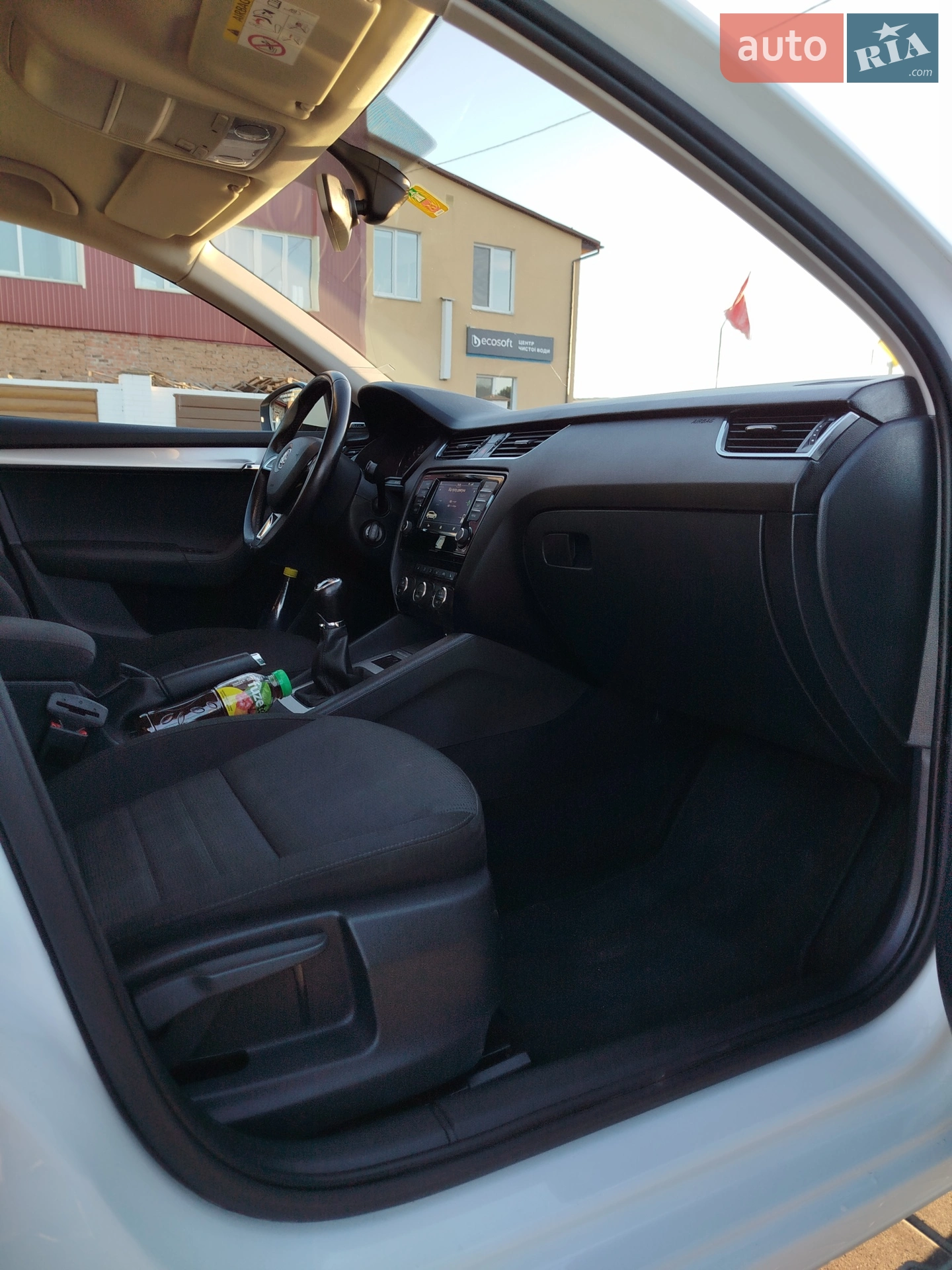 2016 Skoda Octavia - мініатюра 9