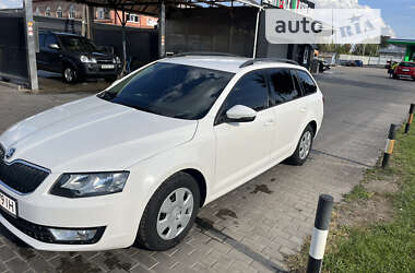 Универсал Skoda Octavia 2016 в Миргороде