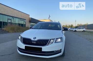 Універсал Skoda Octavia 2017 в Хмельницькому