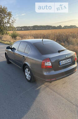 Лифтбек Skoda Octavia 2011 в Мене