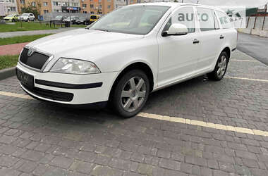 Универсал Skoda Octavia 2011 в Виннице