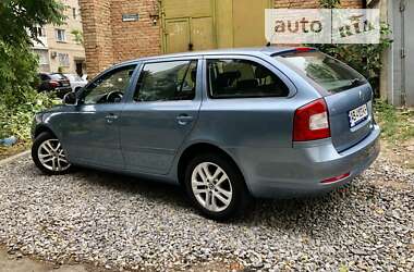 Универсал Skoda Octavia 2009 в Виннице