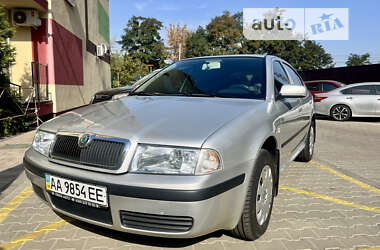 Лифтбек Skoda Octavia 2007 в Киеве