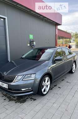 Лифтбек Skoda Octavia 2019 в Виноградове