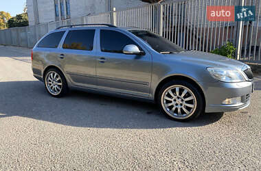 Универсал Skoda Octavia 2012 в Харькове