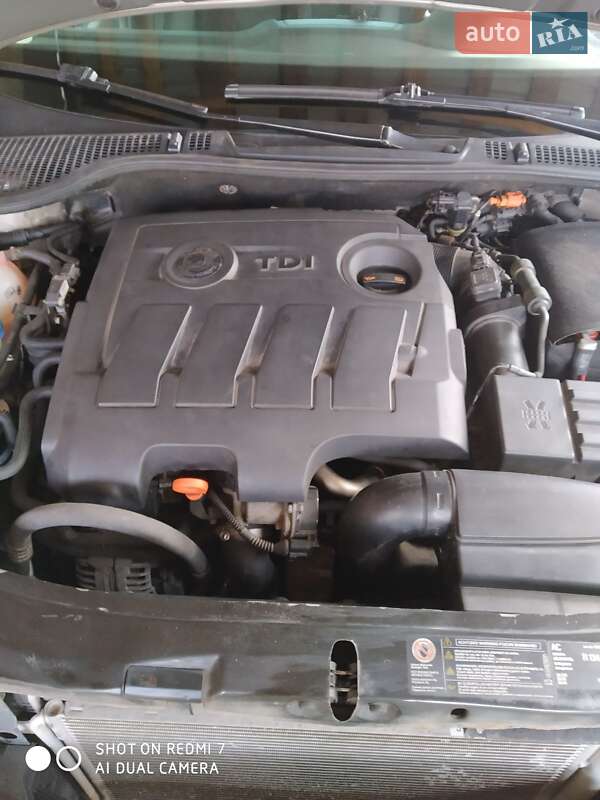 Універсал Skoda Octavia 2011 в Чернігові