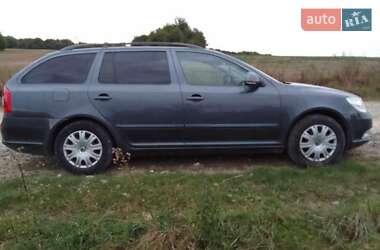 Универсал Skoda Octavia 2011 в 
